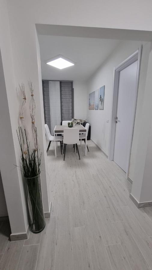 Via Bramante 6 Apartman Pescara Kültér fotó